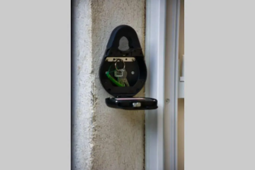 Appartement La perle de l’Isle à Vienne  France